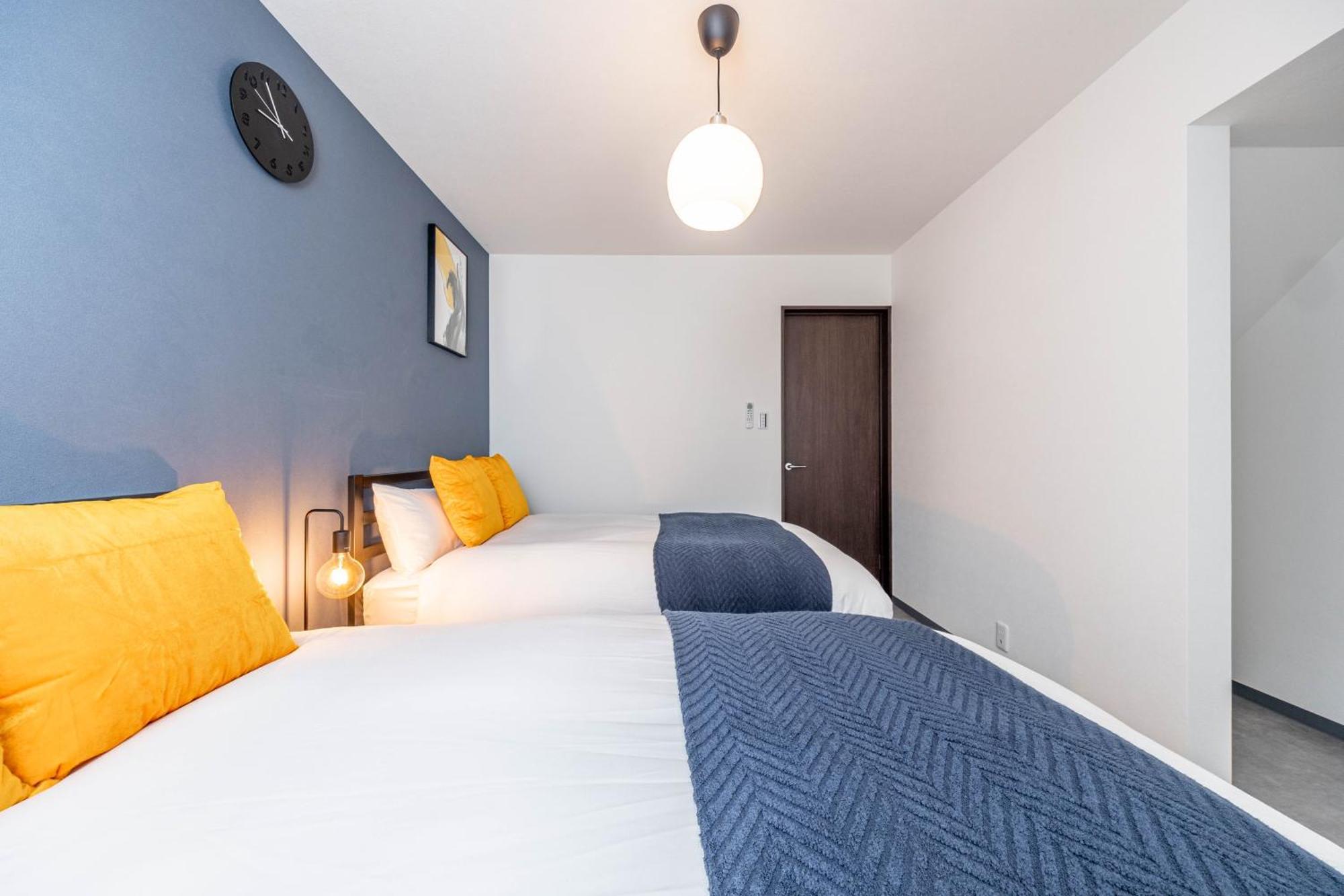 1688 House C Apartment *