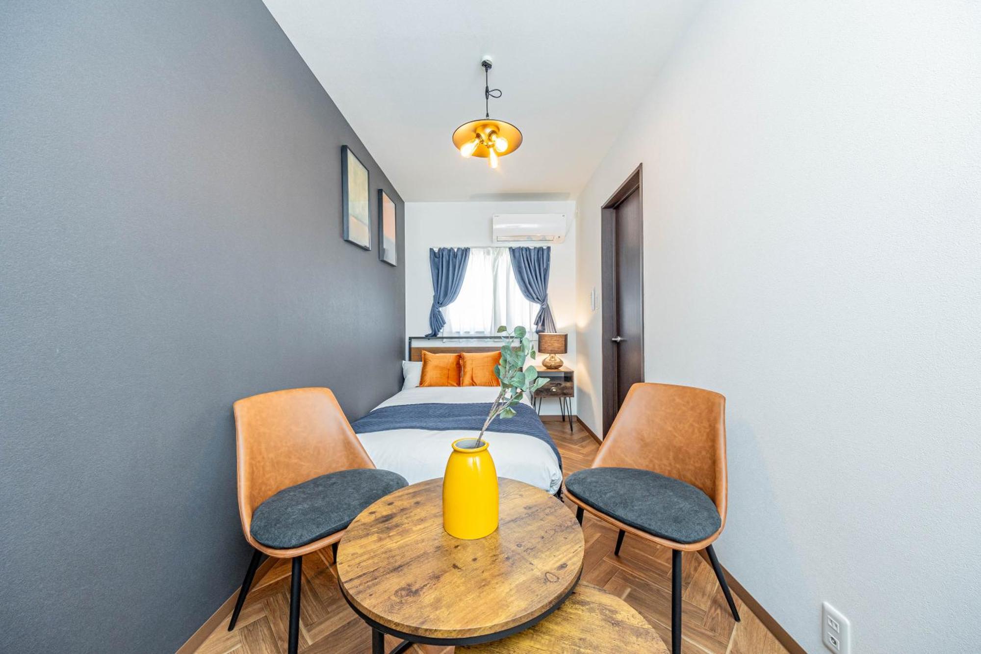 Apartment 1688 House C